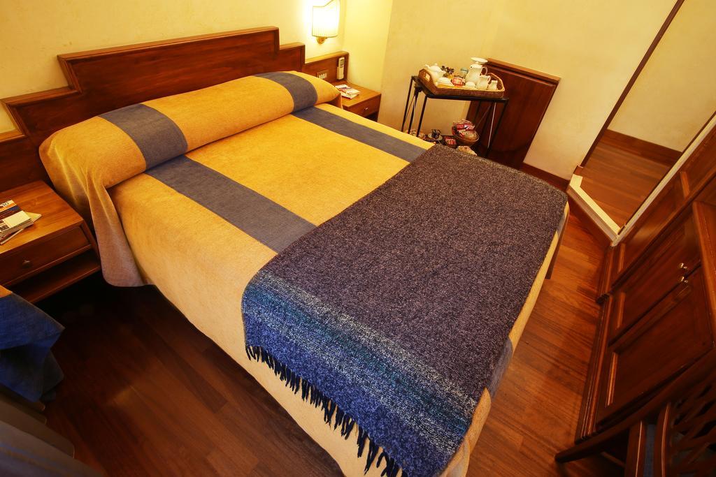 Bed and Breakfast Al Colonnato Di San Pietro Rzym Zewnętrze zdjęcie