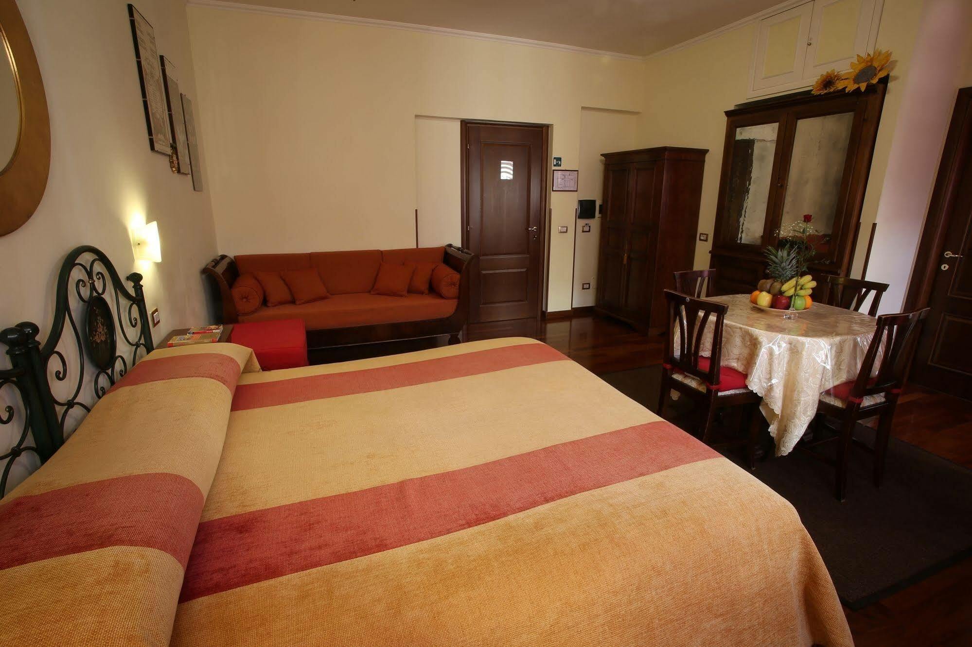 Bed and Breakfast Al Colonnato Di San Pietro Rzym Zewnętrze zdjęcie