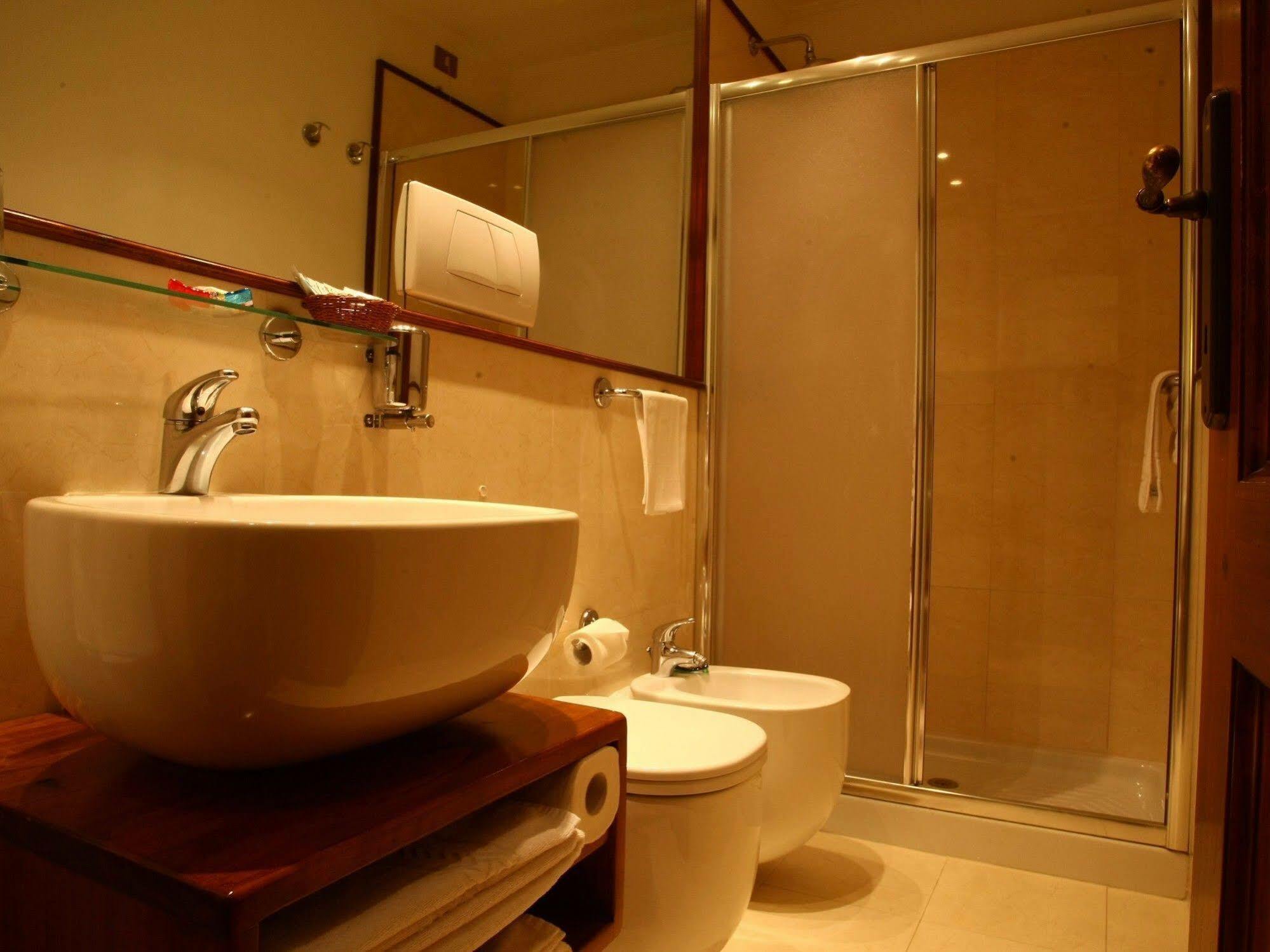 Bed and Breakfast Al Colonnato Di San Pietro Rzym Zewnętrze zdjęcie